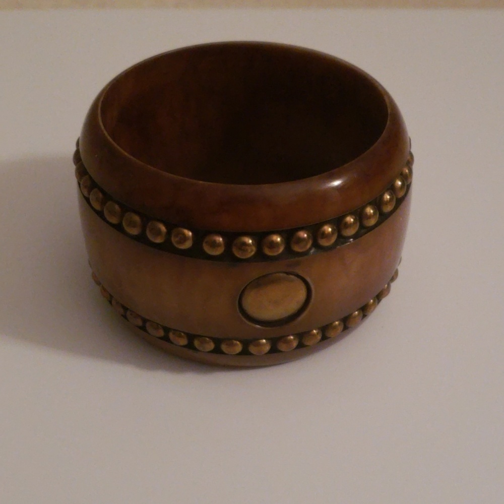 Wide Bangle